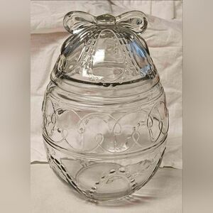 Holiday Vintage Anchor Hocking Cookie Adorable Easter Egg Shaped